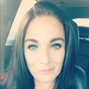 Meet your Posher, Michaela